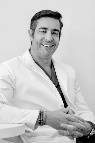 Dr. Vitor Figueiredo